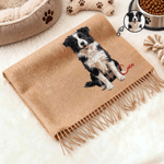 Sciarpa-scialle morbida con nappine, personalizzata con foto del proprio animale domestico in stile realistico a olio, con nome; accessorio invernale, regalo di Natale o di compleanno per i proprietari e gli amanti degli animali domestici