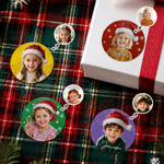 Pegatina impermeable personalizada con foto de un personaje infantil, pintura al óleo con temática navideña y nombre; regalo navideño para niños y niñas 2