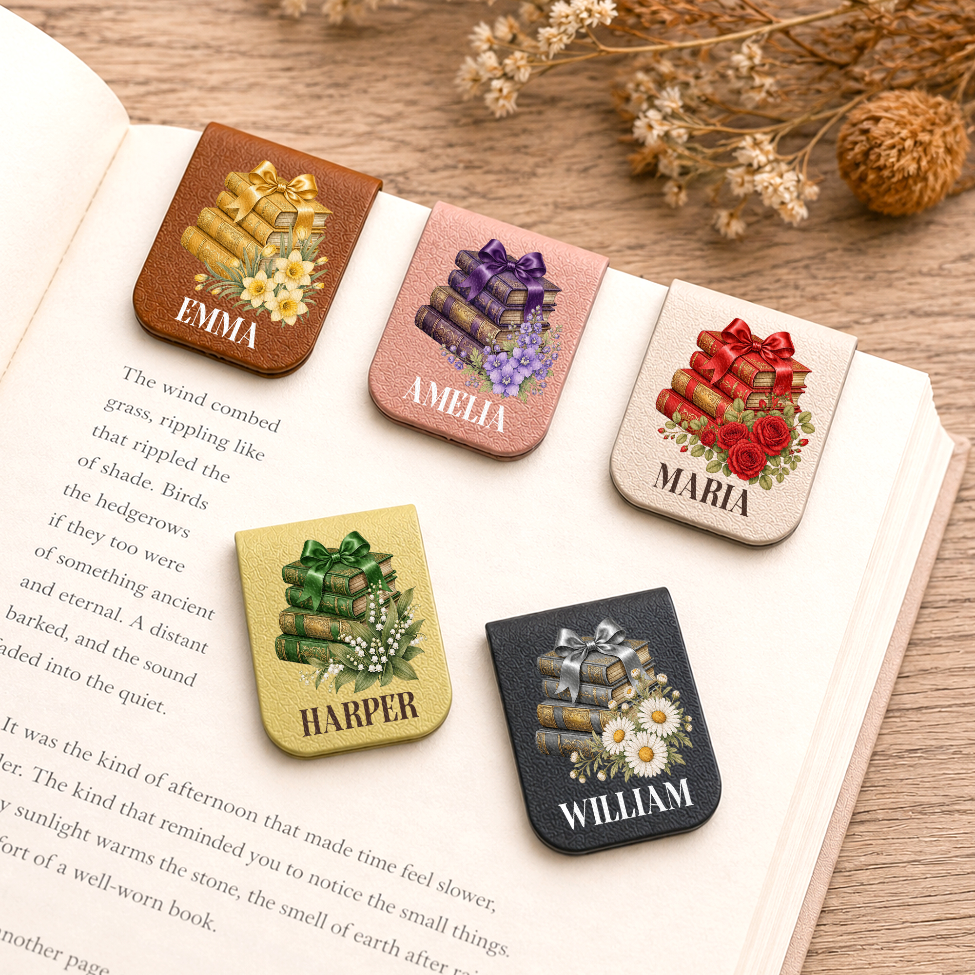 Personalisierte, mehrfarbige Bücher mit Geburtsblumen – Magnetischer Lesezeichenclip aus PU-Leder mit Namen – Lesezubehör – Geburtstagsgeschenk für Buchliebhaber