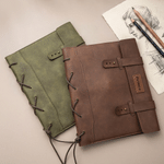 Individuell gestaltete Skizzenbuchhülle im Retro-Stil aus PU-Leder mit Namensaufdruck – ideal zum Skizzieren im Freien, als Geburtstagsgeschenk für Künstler, Maler und Studenten