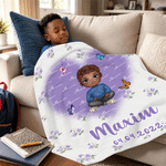 Individuell gestaltete, niedliche Kuscheldecke mit Cartoon-Figur und Geburtsblume, mit Namen – Wohnaccessoire, Geburtstags- und Weihnachtsgeschenk für Familie, Freunde und Kinder