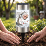 Lampada da giardino solare personalizzata con foto artistica “Bare Tree Cardinal Misty”, con testo; decorazione da giardino per esterni; regalo commemorativo in caso di lutto per la perdita di una persona cara 2