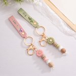 Personalized Birth Flower PU Leather Keychain with Name and Daisy Bead Charm Daily Use Birthday Gift for Family Friends Bestie