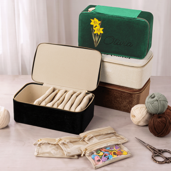 Boîte de rangement personnalisée vintage pour accessoires de tricot et de crochet, avec le nom de la personne et 12 pochettes – Accessoire de voyage, cadeau d'anniversaire pour les passionnés de tricot