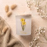 Portavelas personalizado de estilo retro con la flor del mes de nacimiento, vela LED y nombre; decoración de mesa, regalo de cumpleaños o Navidad para amigos, familiares y parejas 3