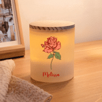 Portavelas personalizado de estilo retro con la flor del mes de nacimiento, vela LED y nombre; decoración de mesa, regalo de cumpleaños o Navidad para amigos, familiares y parejas 1