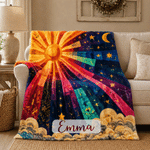 Couverture légère personnalisée « Sunlight Rainbow Flower » avec prénom – Décoration d'intérieur – Cadeau d'anniversaire ou de mariage pour la famille ou un ami