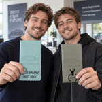 Portatarjetas de cuero sintético con diseño de monograma personalizado para el permiso de circulación y la póliza de seguro; con nombre; ideal para uso diario; regalo de cumpleaños para conductores que acaban de comprar un coche nuevo 4