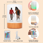 Lampada da notte ricaricabile con tema equestre personalizzato, regolazione dell'intensità luminosa tramite comando touch, con nome: decorazione per la camera da letto, regalo di compleanno per gli appassionati di cavalli