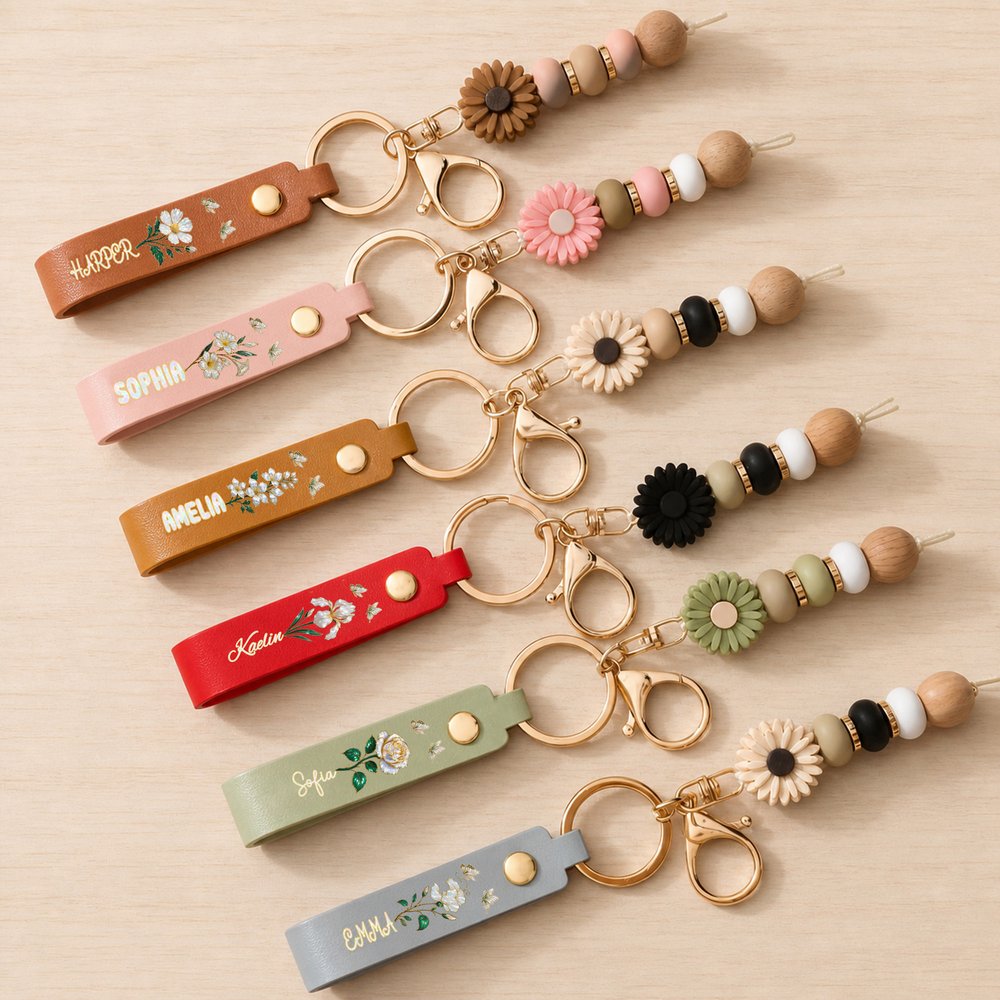 Personalized Birth Flower PU Leather Keychain with Name and Daisy Bead Pendant Wedding Party Birthday Gift for Best Friends Bridesmaids 2