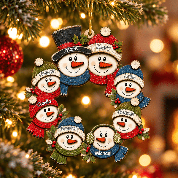 Personalised Snowman Family Wreath Wooden Christmas Ornament with Name Home Decor Christmas Gift for Family Grandma Grandpa