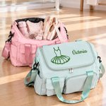 Sac de voyage personnalisé à plusieurs compartiments sur le thème du ballet, avec prénom et bandoulière : un cadeau d'anniversaire indispensable pour les passionnés de ballet