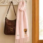 Bufanda personalizada, cálida y suave, con motivos de pintura al óleo, flores de nacimiento y borlas, con nombre; ideal para el día a día, regalo de invierno para familiares y amigos 6