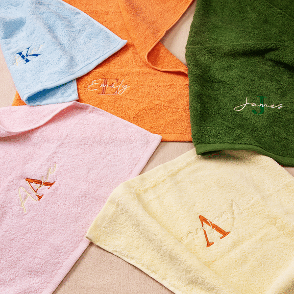 Personalized Embroidered Initial 100% Cotton Hand Towel Bath Towel with Name Daily Use Christmas Birthday Gift for Family Friend