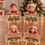 Personalisiertes 3D-Effekt-Kunstwerk: Cartoon-Weihnachtsfigur mit auf der Hand ruhender Figur – Foto-Acryl-Anhänger mit Namen – Weihnachtsgeschenk für Familie und Freunde