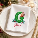 Servilleta personalizada con dibujo de un personaje con gorro navideño de dibujos animados, 100 % algodón, con iniciales y nombre; regalo de decoración navideña para el hogar, ideal para la familia y los niños 3