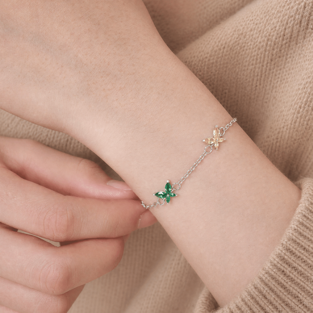 Personligt armband i sterlingsilver med 1–5 fjärilsformade födelsestenar – elegant smycke, perfekt som födelsedags- eller jubileumspresent till kvinnor och flickor 7