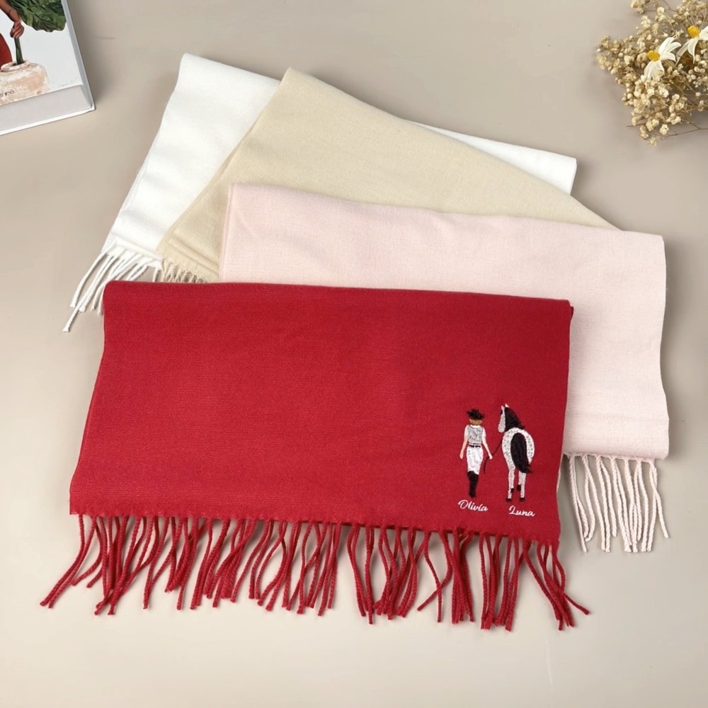 Bufanda bordada personalizada con jinete y caballo multicolor, nombre, suave y cálida con flecos - Regalo de cumpleaños para amantes de los caballos 3