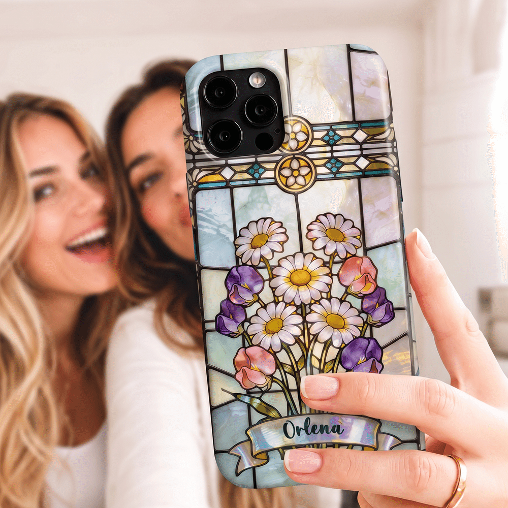 Coque de téléphone personnalisée style vitrail avec fleur de naissance et prénom pour iPhone – Cadeau d'amitié ou d'anniversaire pour la famille ou un ami, à utiliser au quotidien 5