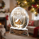 Personalised 3D-Effect Artwork Holly Cabin Our First Christmas Crystal Ball Shaped Acrylic Ornament with Name and Date Christmas Gift for Newlywed 3
