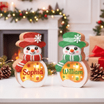 Décoration de Noël personnalisée en bois avec bonhomme de neige de Noël en dessin animé et éclairage LED, avec prénom et texte – Décoration d'intérieur, cadeau pour les fêtes de fin d'année et les soirées d'hiver, à offrir à un ami