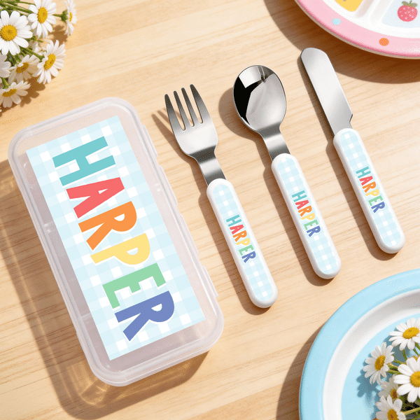 Juego de cubiertos de acero inoxidable de 3 piezas (tenedor, cuchara y cuchillo) con diseño personalizado en forma de cuadrícula, con nombre y estuche. Para uso diario. Regalo de cumpleaños para niños y niñas.