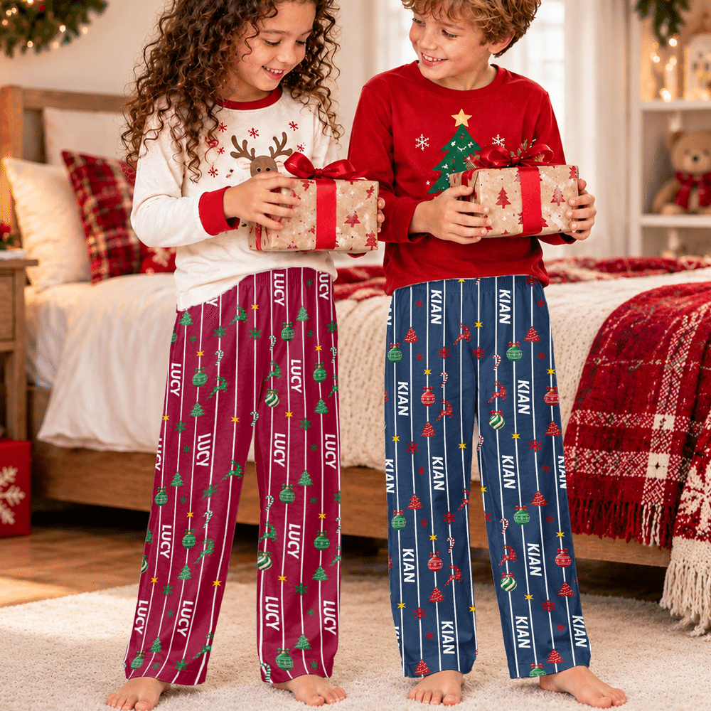Pantalones de pijama navideños a rayas con adorno personalizado de reno para el árbol de Navidad y nombre: regalo de Navidad para hombres, mujeres, niños y amigos 5