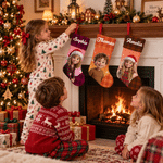 Calcetín navideño personalizado con foto de dibujos animados, gorro de Papá Noel a cuadros y nombre; decoración para el hogar; regalo de Navidad para niños y la familia 4