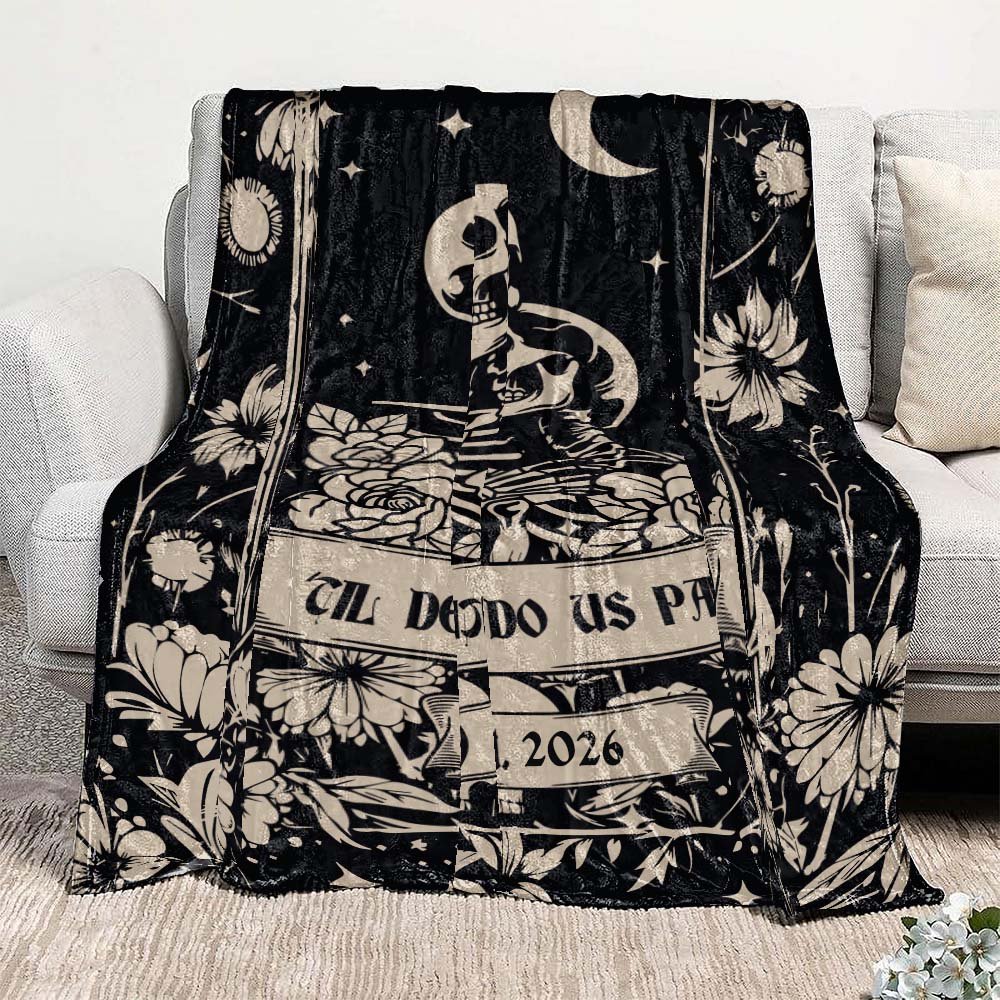 Personalised Moon Vintage Skull Floral Design Soft Throw Blanket with Name Gothic Style Home Decor Halloween Gift for Friend Family 6