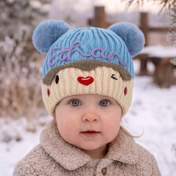 Personalized Cartoon Smiling Face Pattern Soft Baby Knit Hat with Name Christmas Baby Shower Gift for Newborns New Parents