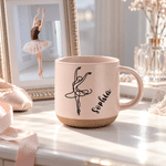 Taza de cerámica de 12 oz con diseño minimalista personalizado de líneas de ballet y nombre. Para uso diario, días de partido y como regalo de cumpleaños para niñas amantes del ballet. 1