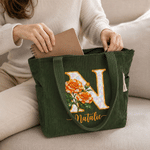 Sac fourre-tout en velours côtelé personnalisé avec initiale nacrée et fleur de naissance, avec prénom : cadeau d'anniversaire ou de Noël pour un usage quotidien, destiné à la famille, aux amis et aux femmes 4