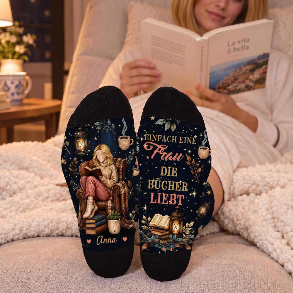 Personalisierte Leseocken mit Lesefigur | mit Zitat & Namen | Alltagssocken | Geburtstags- und Weihnachtsgeschenk für Frauen Bücherliebhaber 2