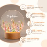 Veilleuse LED en acrylique personnalisée, style « Pearl », avec fleur de naissance, prénom et socle en bois – Décoration d'intérieur, cadeau de Noël pour femme 9