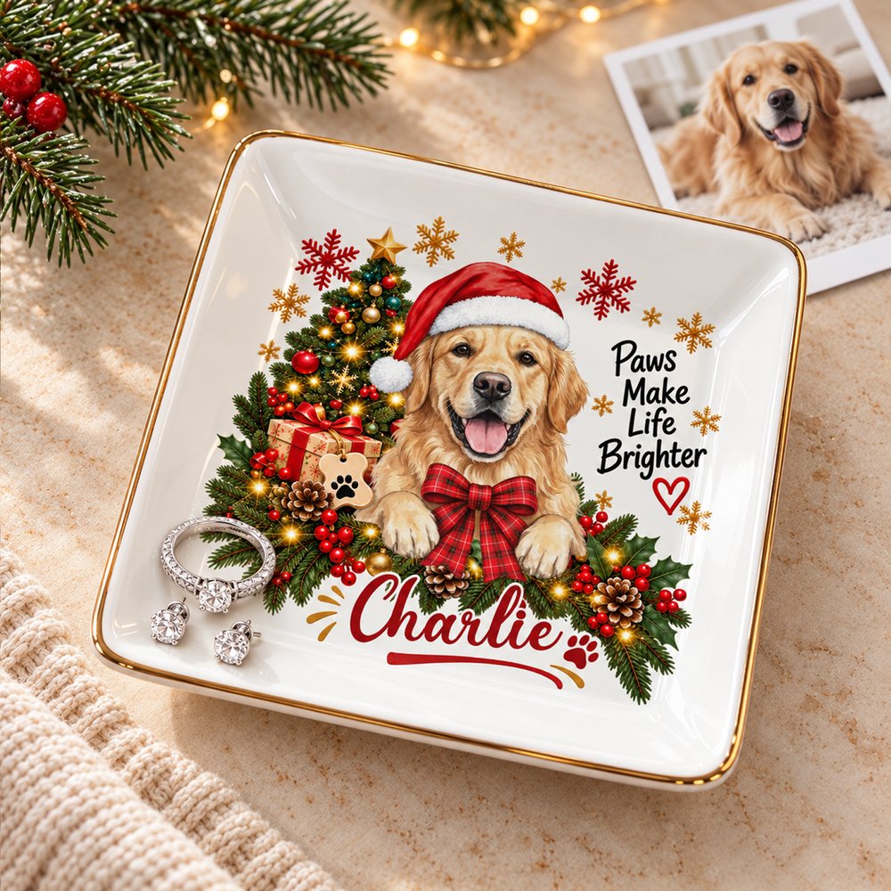 Bandeja de cerámica para joyas con borde dorado, personalizada con una foto de tu mascota con temática navideña y su nombre, ideal como regalo de Navidad para un amigo que tiene mascota 3